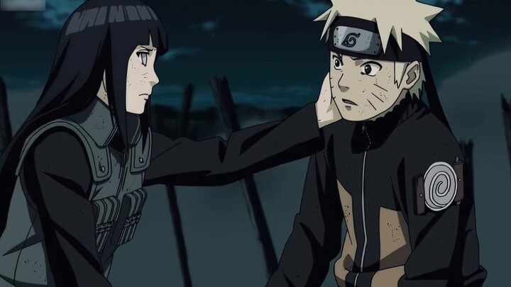 Lần gần nhất Naruto chuyển sang màu đen là khi Hinata đánh thức cậu ấy.