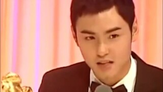 رُوان جينغ تيان ليس مجرد النجم الأول في مسلسلات الدراما الرومانسية فحسب، بل أصبح أيضًا أفضل ممثل رئي