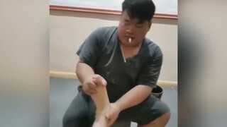 ตลกไม่อั้น