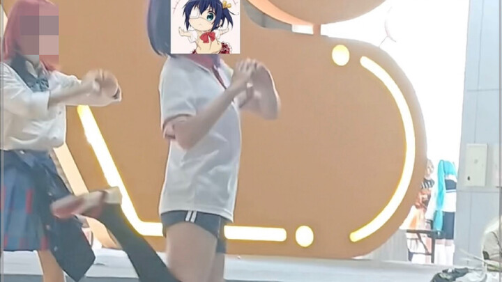 Rikka danced the love cycle on the dance (〃'▽'〃)