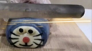 This is the most famous dish in the Eastern Hemisphere... Doraemon: Crumbs!!