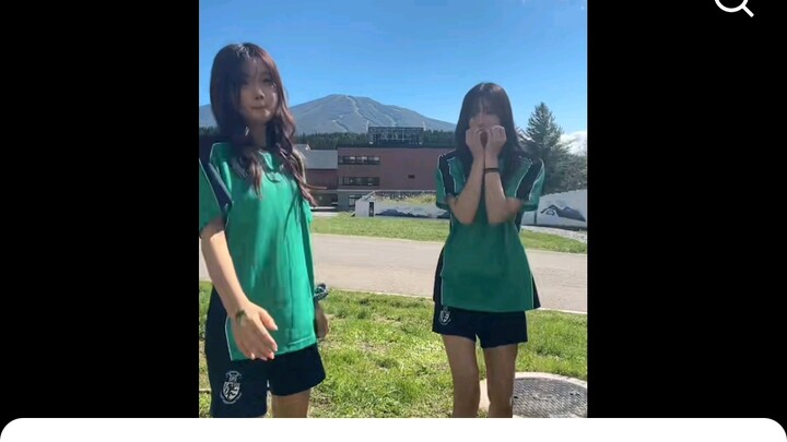 [tiktok] Cô gái hoa anh đào nhảy múa, thế nhưng trong phần bình luận ai nấy đều nói rằng “Tam ca” sắ