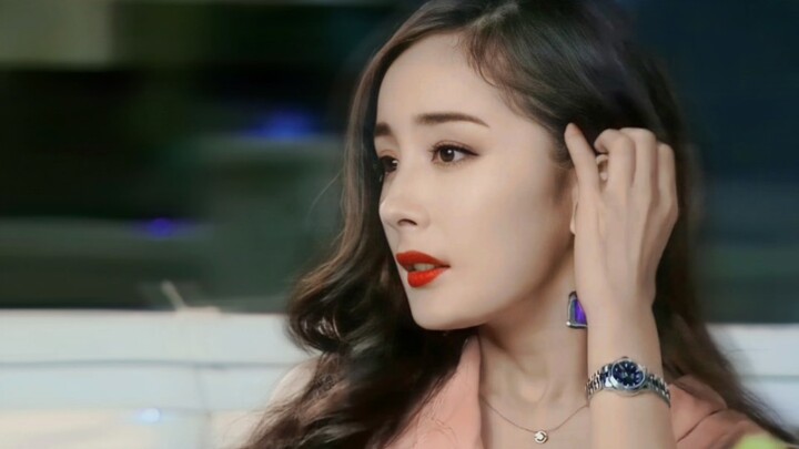 Tolong! Kenapa dia cantik banget‖“Sang penulis sendiri mengakui bahwa karakter dalam novelnya memang