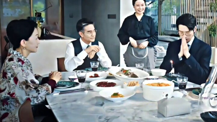 คุณค่าของครอบครัว Meng Yanchen ยังคงเพิ่มขึ้นอย่างต่อเนื่อง และความรู้สึกของการกดขี่ในครอบครัวสไตล์จ