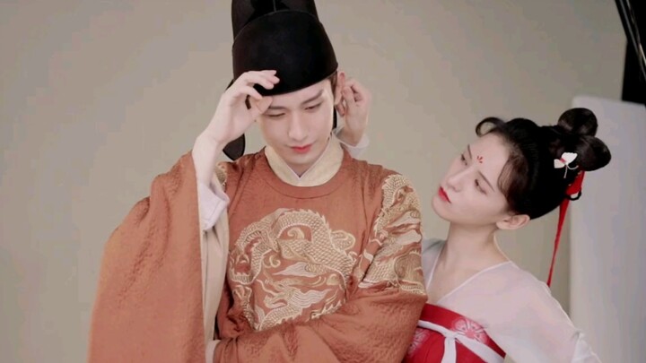 Shocking! Behind-the-scenes footage of Fu Yundao and Zhu Jiutang’s wedding photoshoot has unexpected