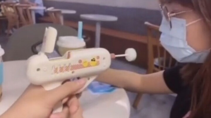 Having this thing is all it takes to trick your girlfriend!