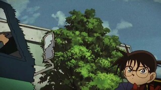 Detective Conan: First time watching Conan skateboarding vs. Nth time watching Conan skateboarding