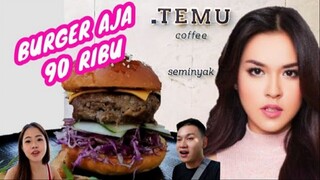 CAFE MILIK RAISA KOK DI GANG KECIL GINI