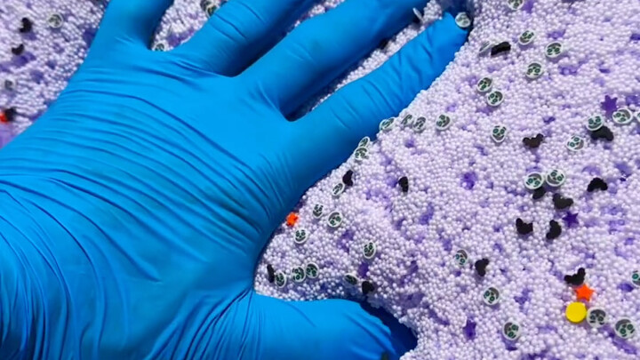 Unpacking space sand