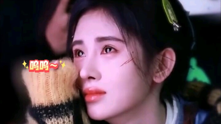 【Ju Jingyi】I have a friend who only shares good news and never complains—this silly person just can’