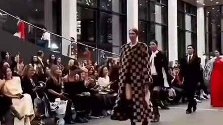 Can you even be a model if you can’t handle high heels?