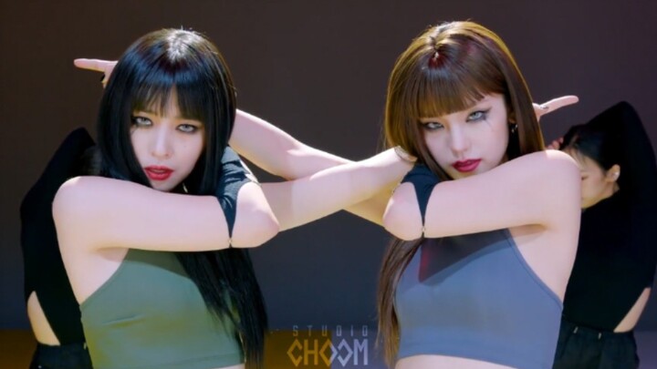 ITZY’s Shin Ryujin & Choi Yena’s duet dance to “Break My Heart Myself”—is this the official announce