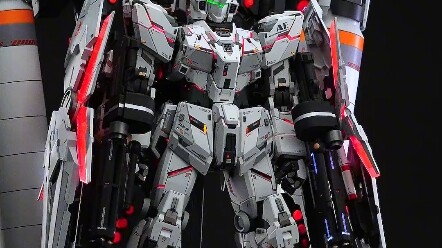 A fully armed PG unicorn with a little bit of detail added! ! ! #GundamModel#PlasticMan