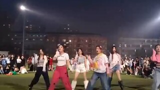 Nhấp vào để cảm nhận bầu không khí tuyệt vời của điệu nhảy Sao Băng tại sân chơi Trung Tài! !