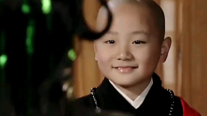 ยังเด็กอยู่เลย แต่กลับมีความเป็นสายบุญอยู่ในตัวนิดหน่อย