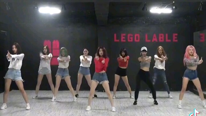 BamBam (Momoland)