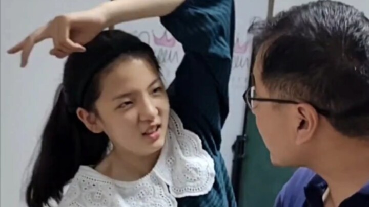 孩子拿手机 肯定有猫腻 别问我怎么知道的