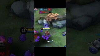 Alucard punya dendam pribadi sama Cyclop