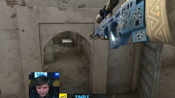 s1mple terpaksa melepaskan senapan sniper-nya