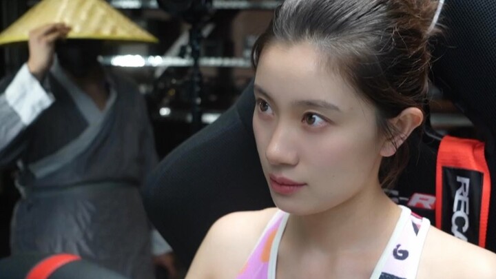 تعرّض الملاح لصدّتين متتاليتين وانسحب من السباق بأسف.