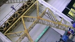 特鲁铠甲皮套演员，十米高空无威亚硬跳