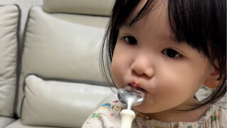 这是个毫无感情的演技派，戏精宝宝