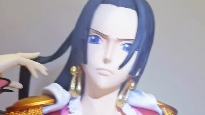 Today's unboxing, Dream Studio One Piece Empress, long legs worthy of being Luffy's girlfriend