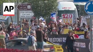 Dozens of Israeli students march to demand hostages deal, end to war