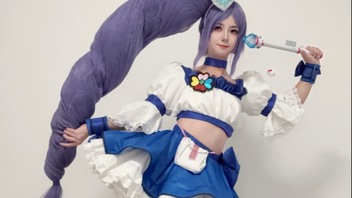 Why even dance while wearing this ridiculous wig?