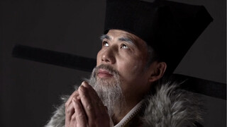 When I put on the Hanfu I wore in my youth, scenes from the past come flooding back to mind!