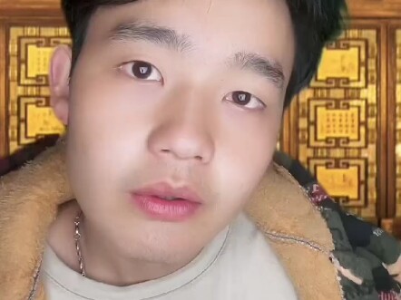 Tôi đã nghĩ ra quốc hiệu rồi.