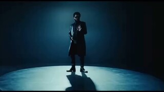 Kumpulan tarian "Inner Eight Outer Eight" oleh The Weeknd, satu jurus andalan yang digunakan selama 