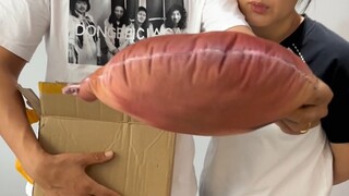 Mari kita lihat sepatu zombi yang dibeli kakak ipar saya di "The King of Online Shopping". Mereka ta