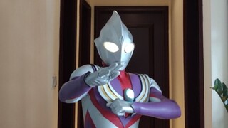 <Homemade Ultraman Tiga leather case> I made a real Ultraman Tiga leather case!