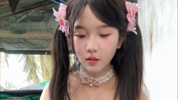 น้องห่านมือเท้าไม่ค่อยสะอาด ให้มาเดินกับฉันแล้วลวกหน่อย