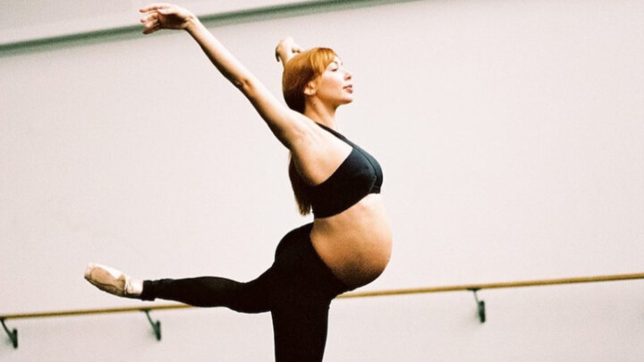 [Mang thai không thể ngừng nhảy] Những động tác tuyệt vời của vũ công ballet khi mang thai