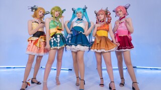 【Saya Scarlet】Grup penggemar Hatsune Rusia mempersembahkan tarian pertama tahun baru untuk semua ora