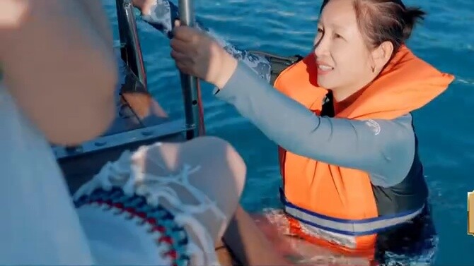 Hu Xianxu khó chịu trước những câu hỏi của Wang Anyu và yêu cầu anh ta quay trở lại Bắc Kinh! Tần Ha