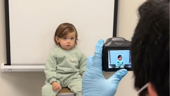 Hé lộ đời tư hỗn loạn của nữ minh tinh Hoán Đản