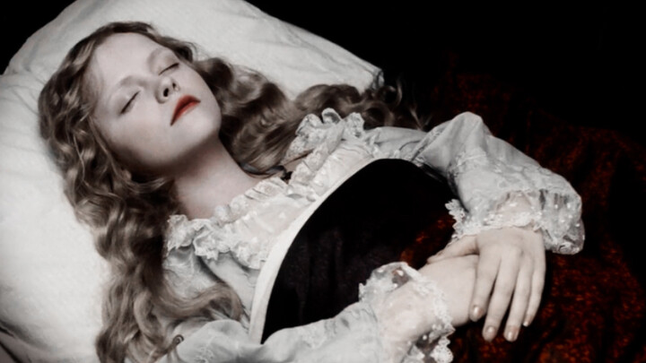 It hasn’t changed at all—still just as wild and crazy 【Wednesday/The Adams Family/Sleepy Hollow】