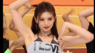 Wang Yiren's first job back in the Chinese entertainment industry (dances to Everglow's "LADIDA")