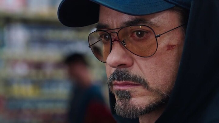Captain America: Without the armor, you are nothing? Tony smiled and said: You will know after watch