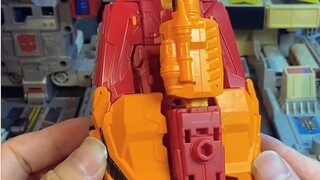 Apakah kamu mengatakan kamu adalah Rodimus? lidah api