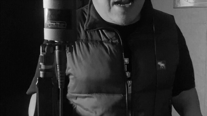 لا بدّ من الغناء.