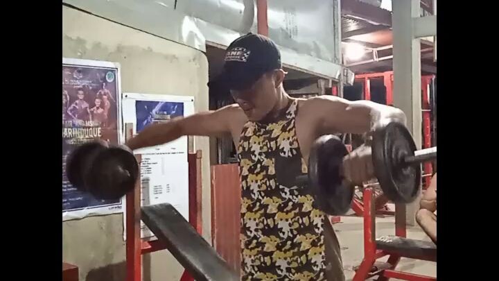 shoulder traps triceps wasakan