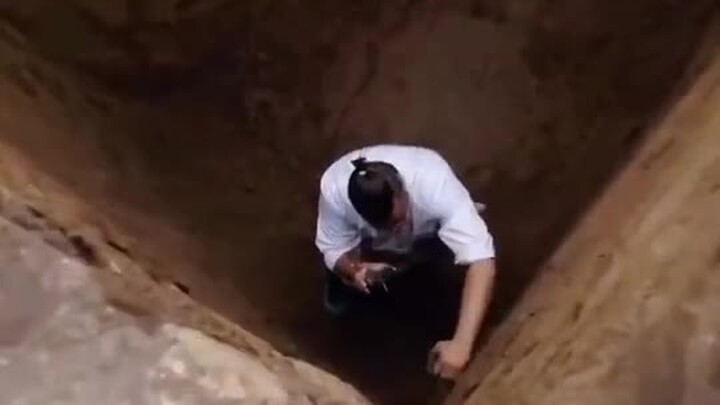 Ten Miles of the Yangtze: The World’s Most Out-of-the-Box Self-Rescue