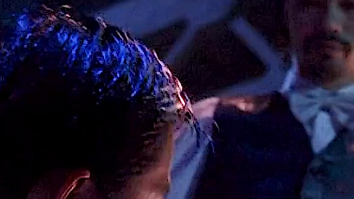 "Anak kecil jangan lihat, pindah ke video lain!" Kakak Shen dari masyarakat memang beda. "Kungfu"