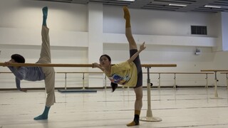 【舞蹈演员之和10年老同学（同事）一起练功】