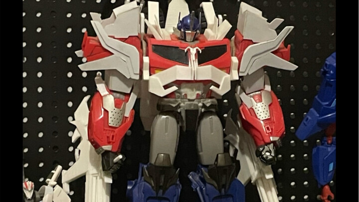 TFP Transformers Leader Beast Hunter x Hunter Optimus Prime Resmi Kemajuan transformasi Hasbro U-lev