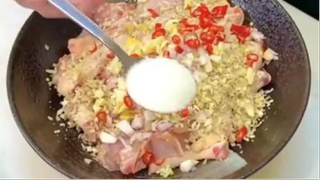 Tập 7 Học Nội Trợ_ Hướng Dẫn Làm Món Gà Xào Xả Ớt Cực Ngon Và Dễ Hiểu - Chef Hos